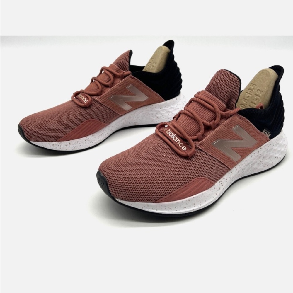 New Balance Roav women’s sneakers